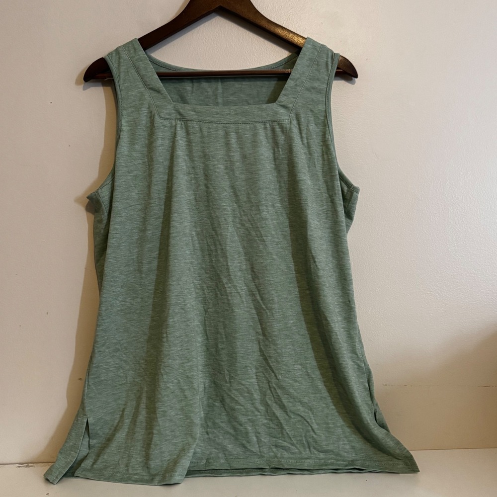UPOLOLO NWT Women's XL Light Green Square Neck Sleeveless Tank Top Athleisure
